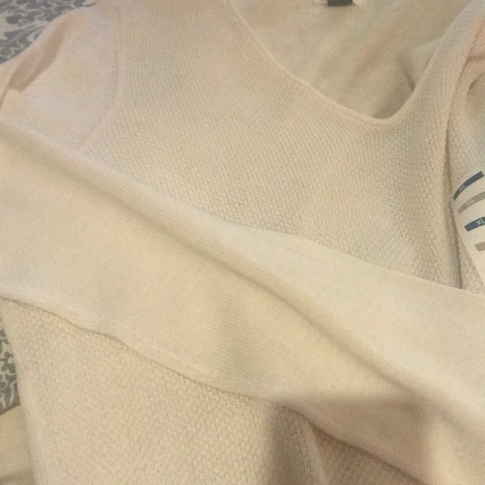 Old Navy White Crochet Scoop Neck Sweater XL - Picture 2 of 3
